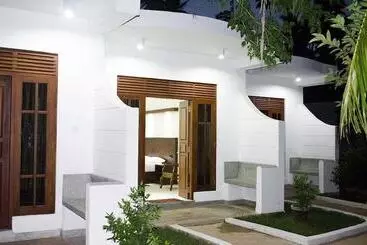 Hotel Suwa Arana Resort