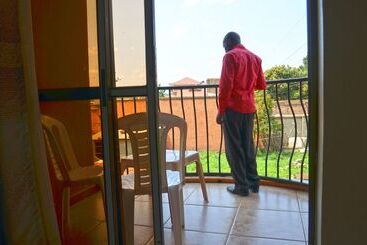 استراحتگاه Moonlight Hotel Namanve