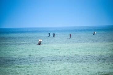 ホテル Ruvisha Beach