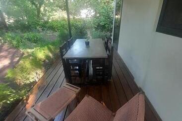 تختخواب و صبحانه Mola Mola Surf Popoyo