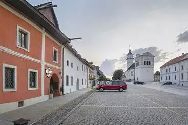 ペンション Restart House