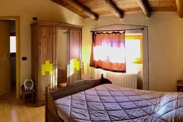 ベッドアンドブレックファースト Agriturismo Cavria