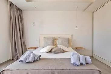 Pension  Perla Saracena Hotel & Restaurant