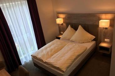 مبيت وإفطار Haidhus