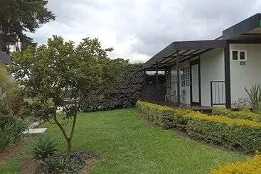 ホテル & Golf Isak Aeropuerto