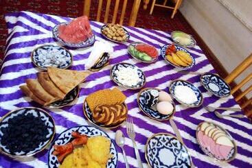 پانسیون Fayz Guest House