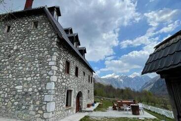 Pension Guest House Rrashkadoli