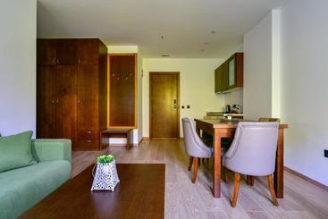 پانسیون Plaza Lucice