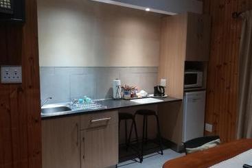 Warmkaros Bed & Breakfast