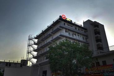 Hotell Collection O 77199 Sector 44