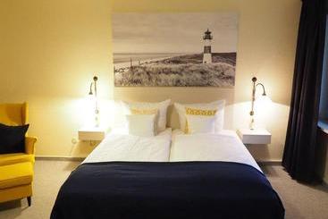 پانسیون Wagenknecht Dreibettzimmer 15