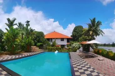 Green Palace Ayurveda Resort