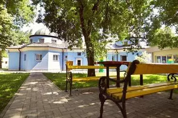 پانسیون Apartmani Ramonda