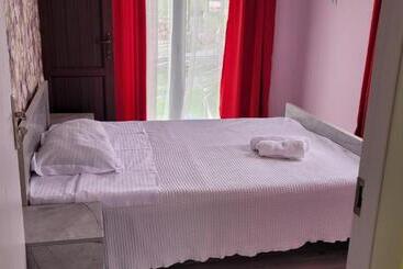 پانسیون Guest House Guli