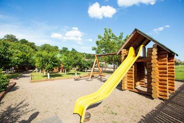 Pension Magic Garden By Vlăduț