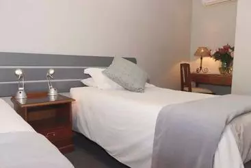 Majatalo The Village Guesthouse