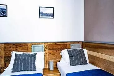 تختخواب و صبحانه Guest House Villa Angaran San Giuseppe