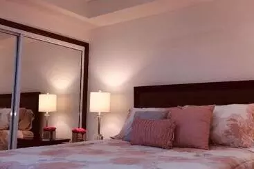 Huoneistohotelli La Jolla Excellence, Exclusive Front Beach!