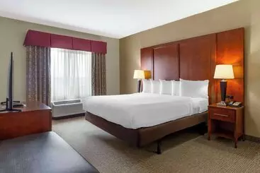 Hotelli Comfort Suites Inn At Ridgewood Farm
