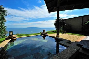 ريوكان Tsukino Usagi