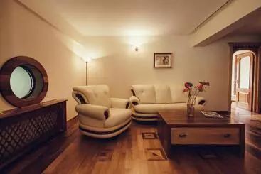 پانسیون Denisa Boutique