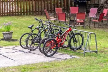 هتل Cranmore Mountain Lodge Bed & Breakfast