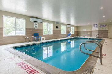 هتل Wingate By Wyndham Cedar City