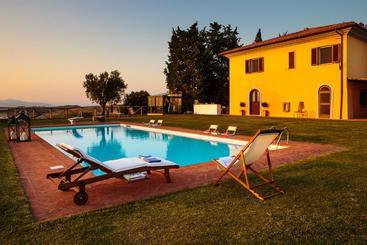 تختخواب و صبحانه Il Montelletto