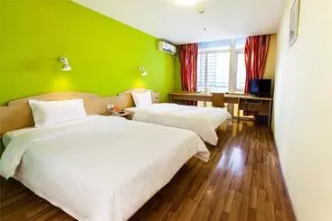 هتل 7days Inn Shenzhen Sungang East Road