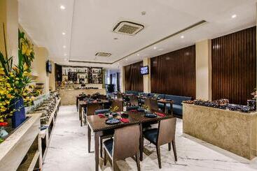 Roseland Sweet Hotel & Spa