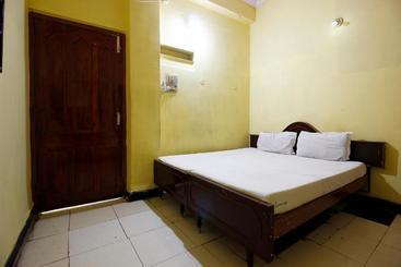 Hotel Spot On 41664 Vyshnavi Lodge