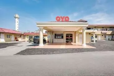 Hotel Oyo 44094 Bangi Lanai