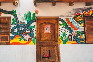 La Social Hostel Y Libros