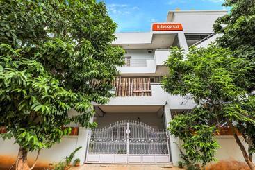 Hotel Fabexpress Homely Inn