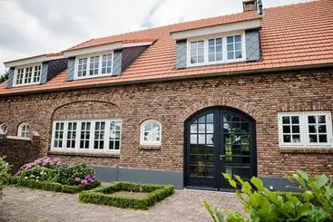 Aamiaismajoitus (B&B) Aan De Molenberg