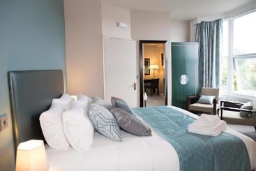 هتل Tap And Spile