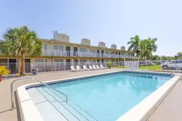酒店 Americas Best Inn Pompano Beach