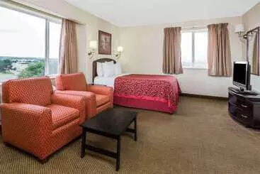 בית מלון כפרי Days Inn By Wyndham Colorado Springs Air Force Academy