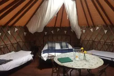 Hotel Yurtcamp Devon