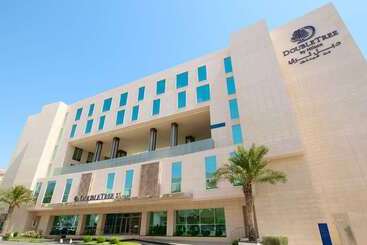 هتل Doubletree By Hilton Doha  Al Sadd