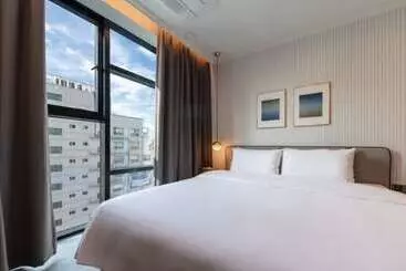 Brown Dot Hotel Deokcheon