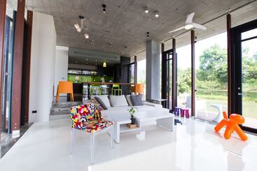 بنسيون God Island Bed And Breakfast