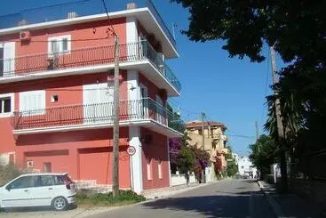 Dionisis Apartments
