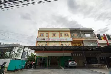 Hotel Reddoorz Syariah Near Universitas Serambi Mekkah