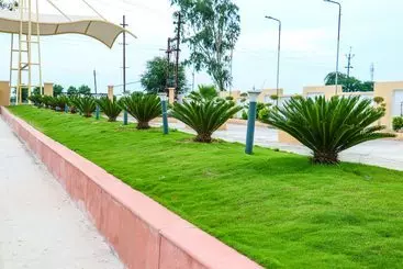 Hotel Rivita The Red Flag