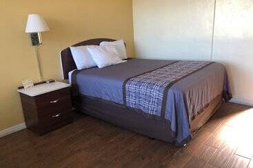 Hotel Economy Inn Okeechobee