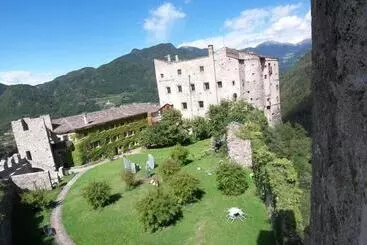 Hotelli Castel Pergine