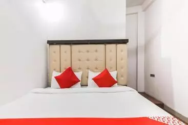 Hotel Oyo 47919 Balaji Garden
