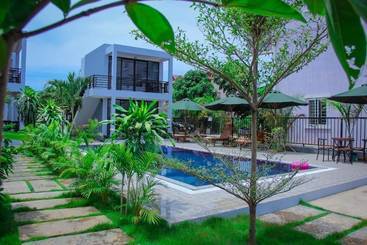 Hotell Sokhom Bungalow