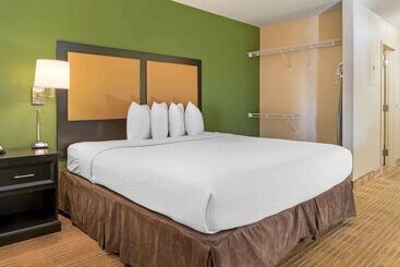 فندق Extended Stay America Select Suites   Detroit   Farmington Hills